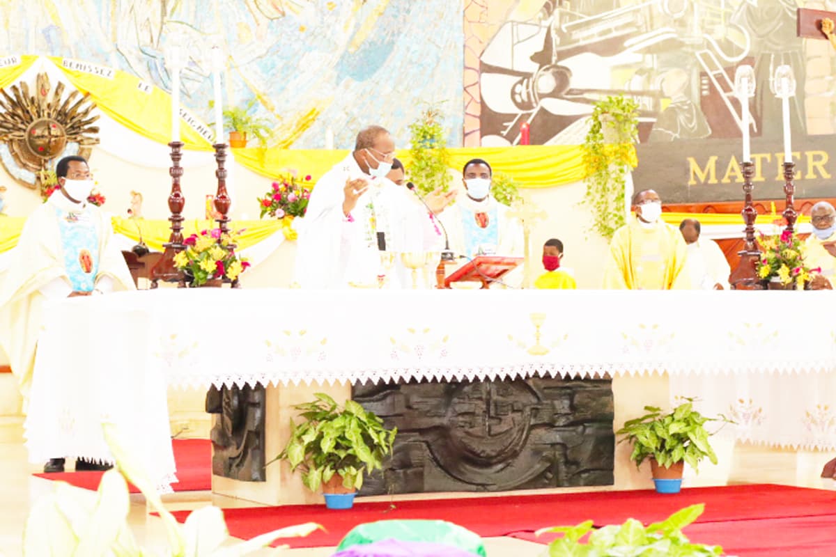Messe Chrismale Sanctuaire Marial Allada 2020