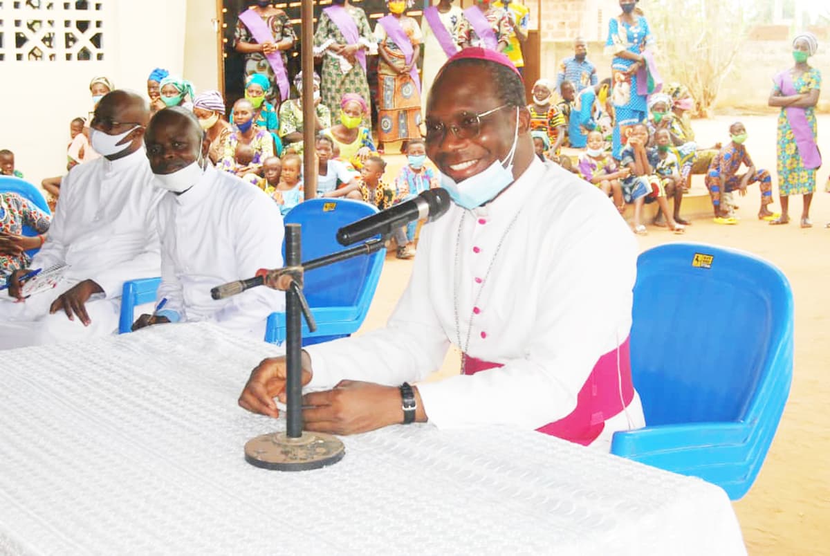 Visite pastorale à Saint Matthieu de Tori-cada