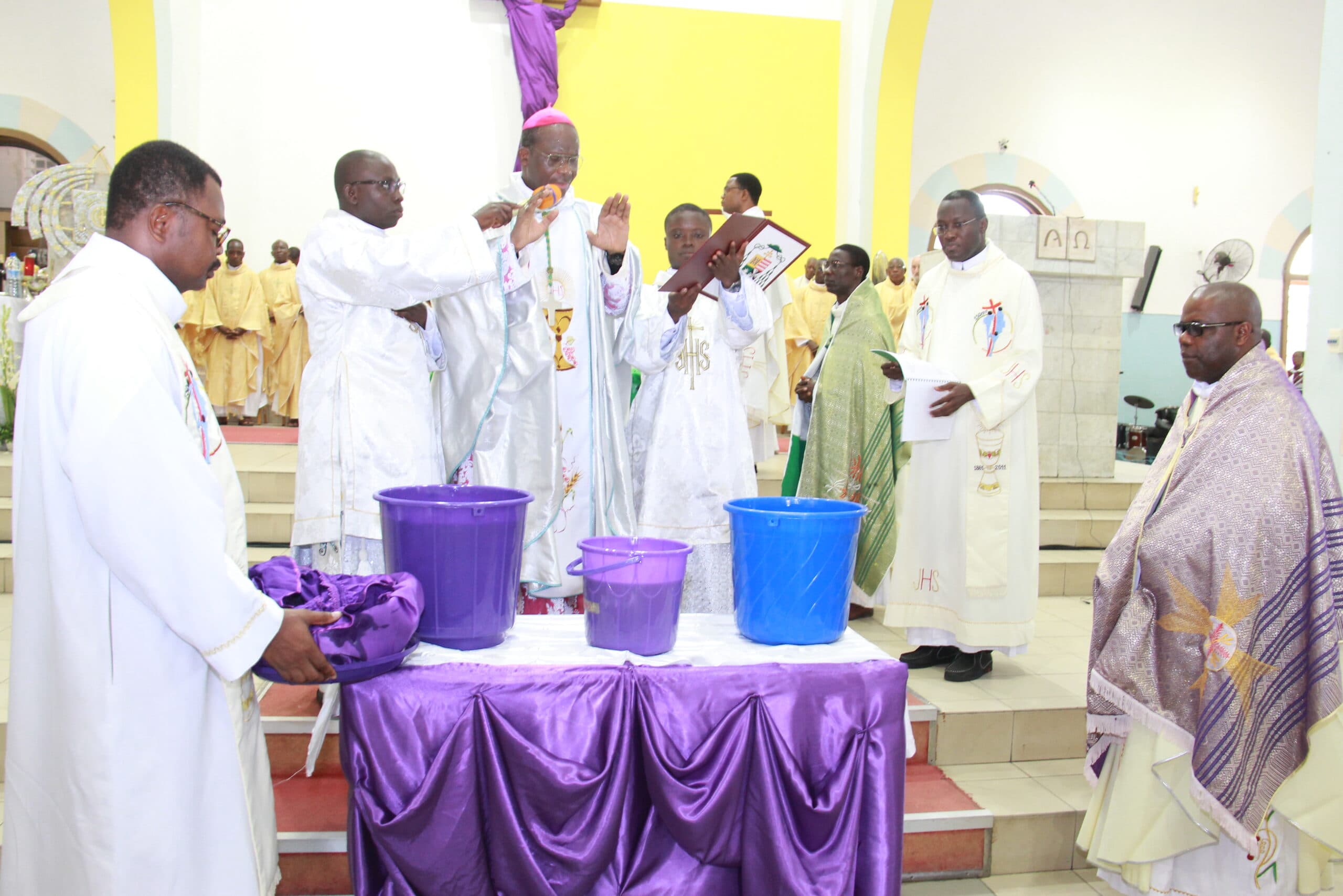 <strong>MESSE CHRISMALE 2023</strong>