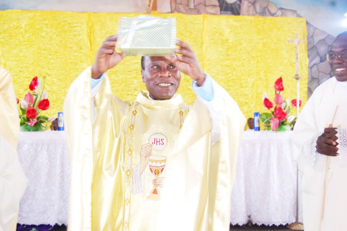40 ans de sacerdoce du Père Sogni