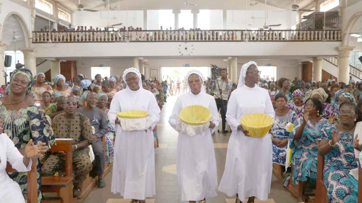 2 professes et 10 jubilaires chez les Ocpsp