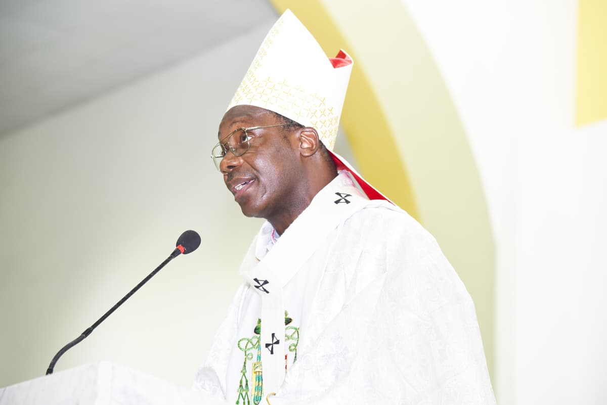 MESSAGE DE MGR ROGER HOUNGBEDJI, O.P., sur la pandémie du coronavirus
