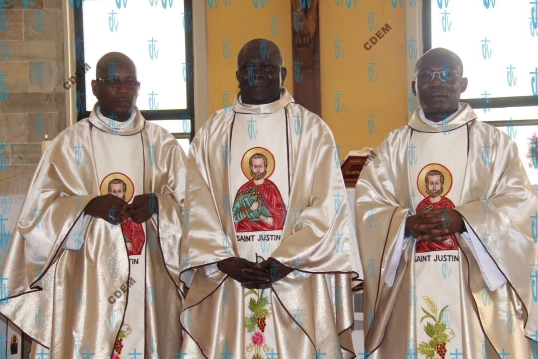 25 ans des Pères Aïzannon, Dawénon, Oniossou, Zinsou