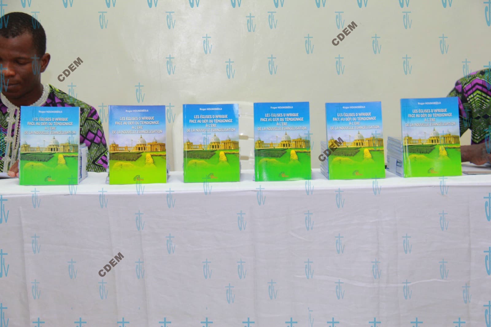 Lancement du 2<sup>ème</sup> livre de Mgr Houngbédji