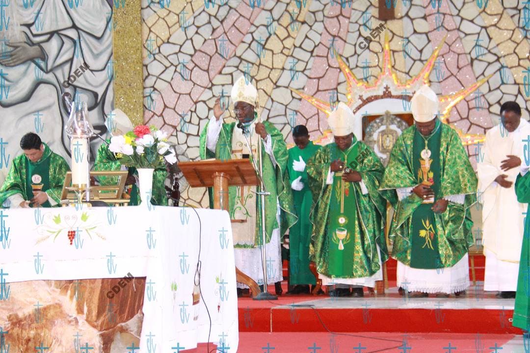 MESSE POUR 63 ANS DU BENIN