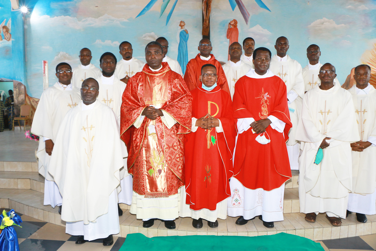 Liste Des Prêtres Du Diocèse De Cotonou